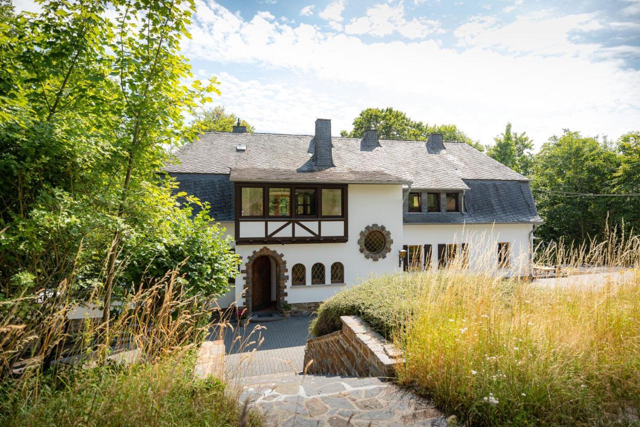 Landhaus Karbach Komplett Oder Einzelne Wohneinheiten Villa Inkl Sauna Bzw Waldhaeuschen Hirten Eksteriør billede